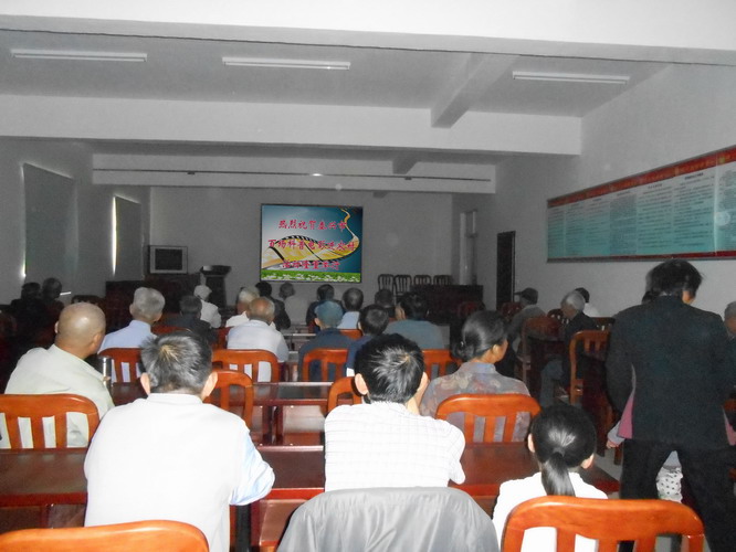 送科普电影下乡